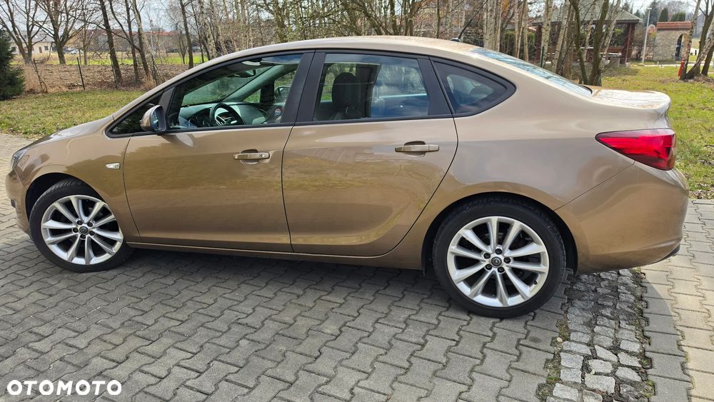 Opel Astra - 26