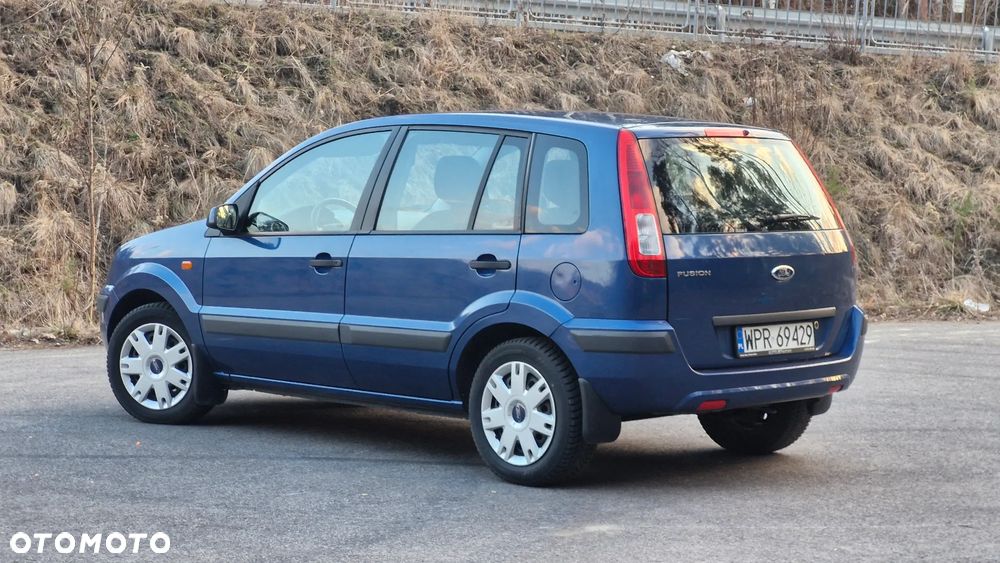 Ford Fusion 1.6 Trend - 5