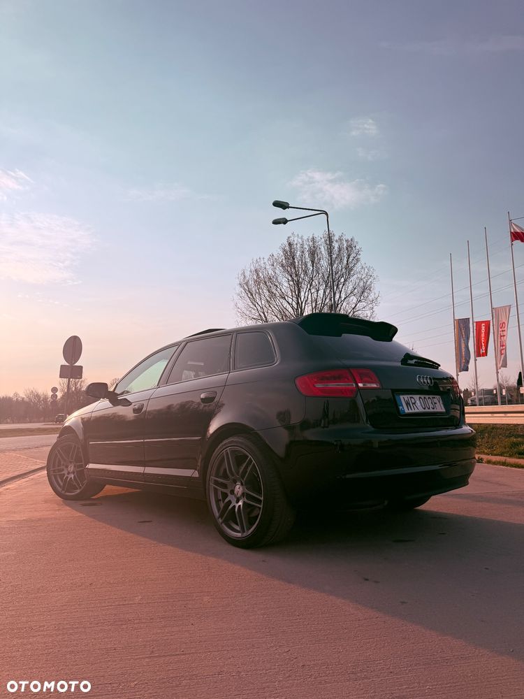 Audi A3 Sportback 2.0 TDI DPF Ambition S tronic - 2
