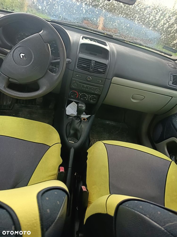 Renault Clio 1.2 16V Confort Authentique - 8