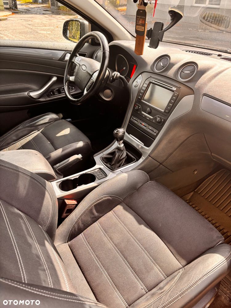 Ford Mondeo 2.0 TDCi Platinium X Plus (Titanium) - 14
