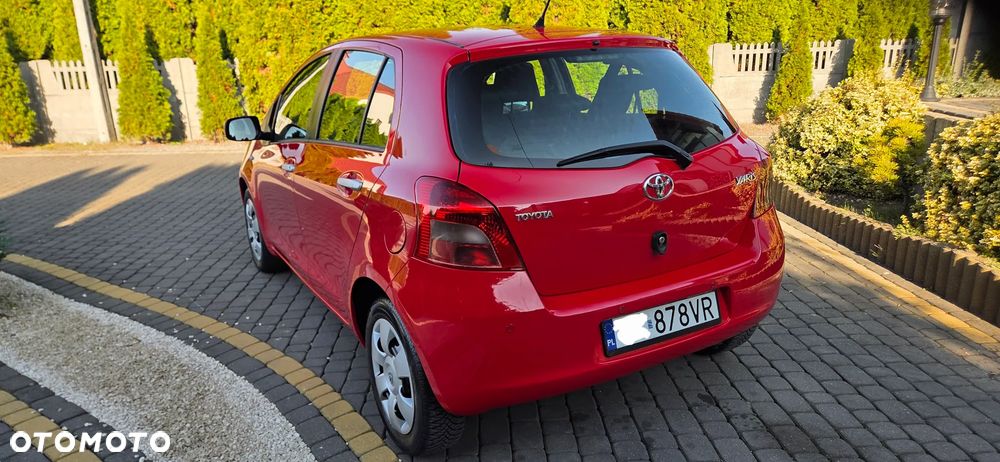 Toyota Yaris 1.3 Luna A/C - 24