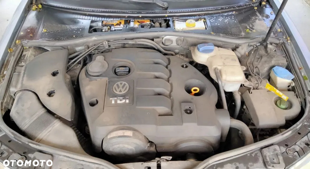 Volkswagen Passat 1.9 TDI Comfortline - 13