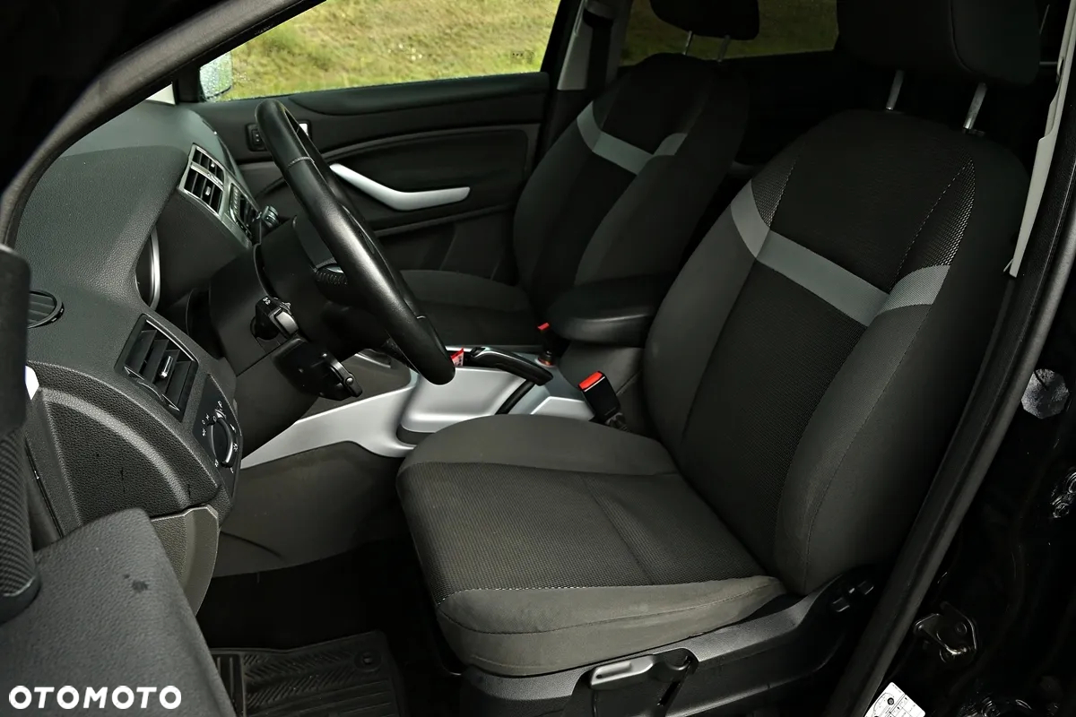 Ford Kuga 2.0 TDCi 4x4 Trend - 30