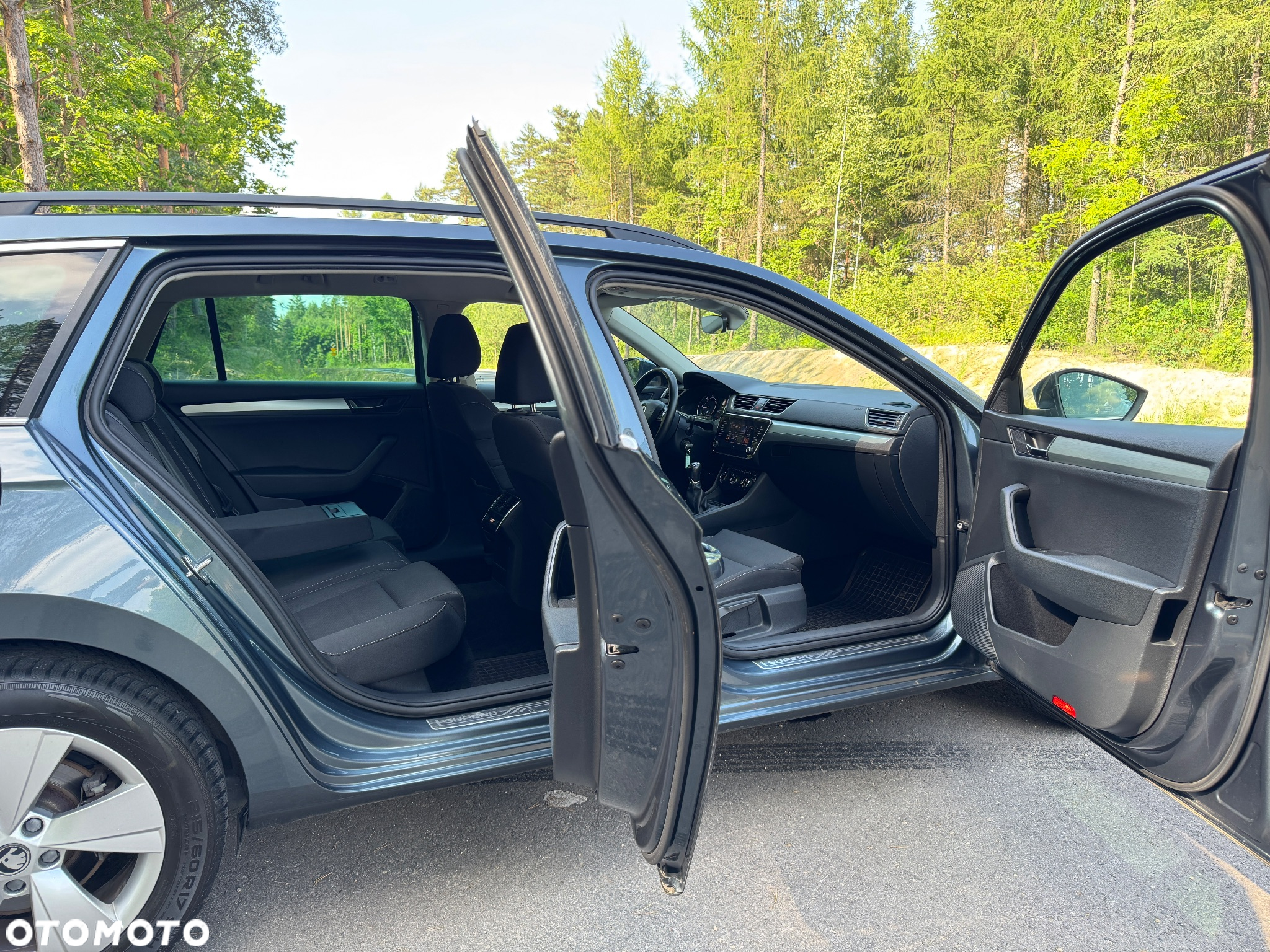 Skoda Superb 2.0 TDI Style - 25