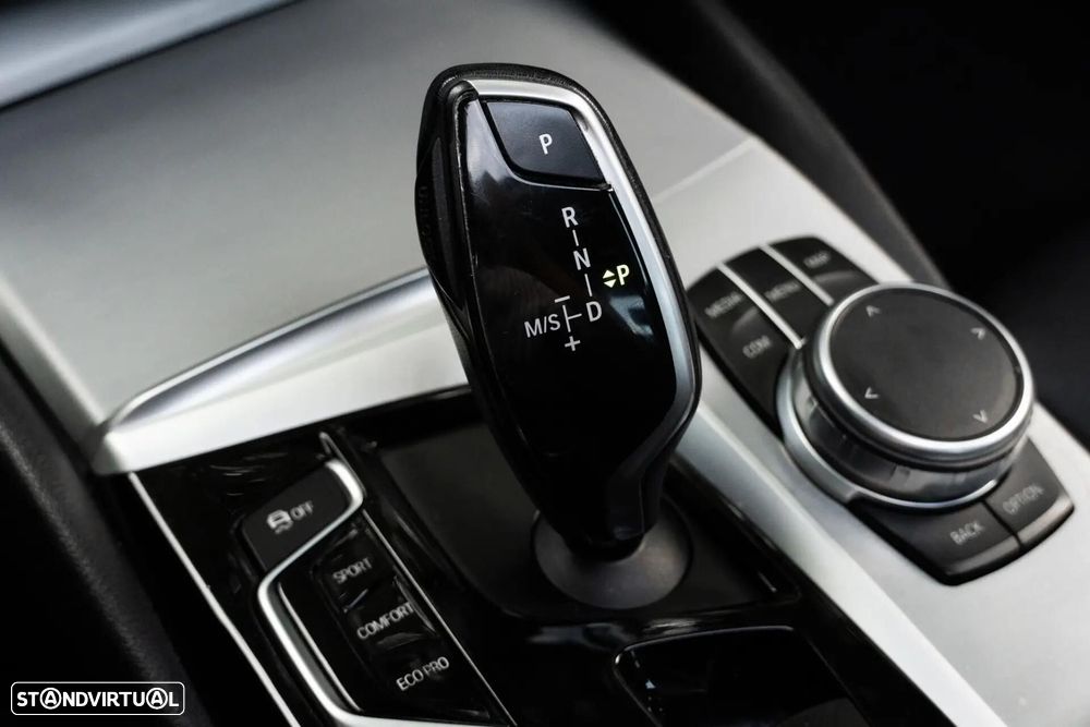 BMW 520 d ED Line Luxury - 21