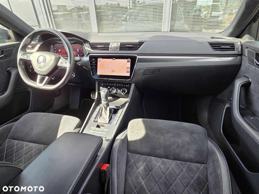 Skoda Superb 2.0 TDI SCR 4x4 Sportline DSG - 40