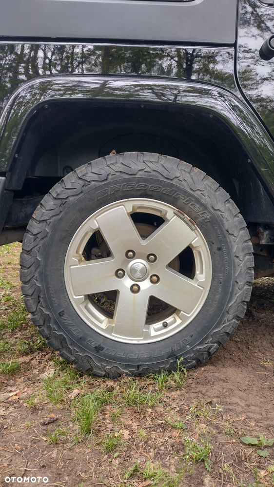 Jeep Wrangler - 8