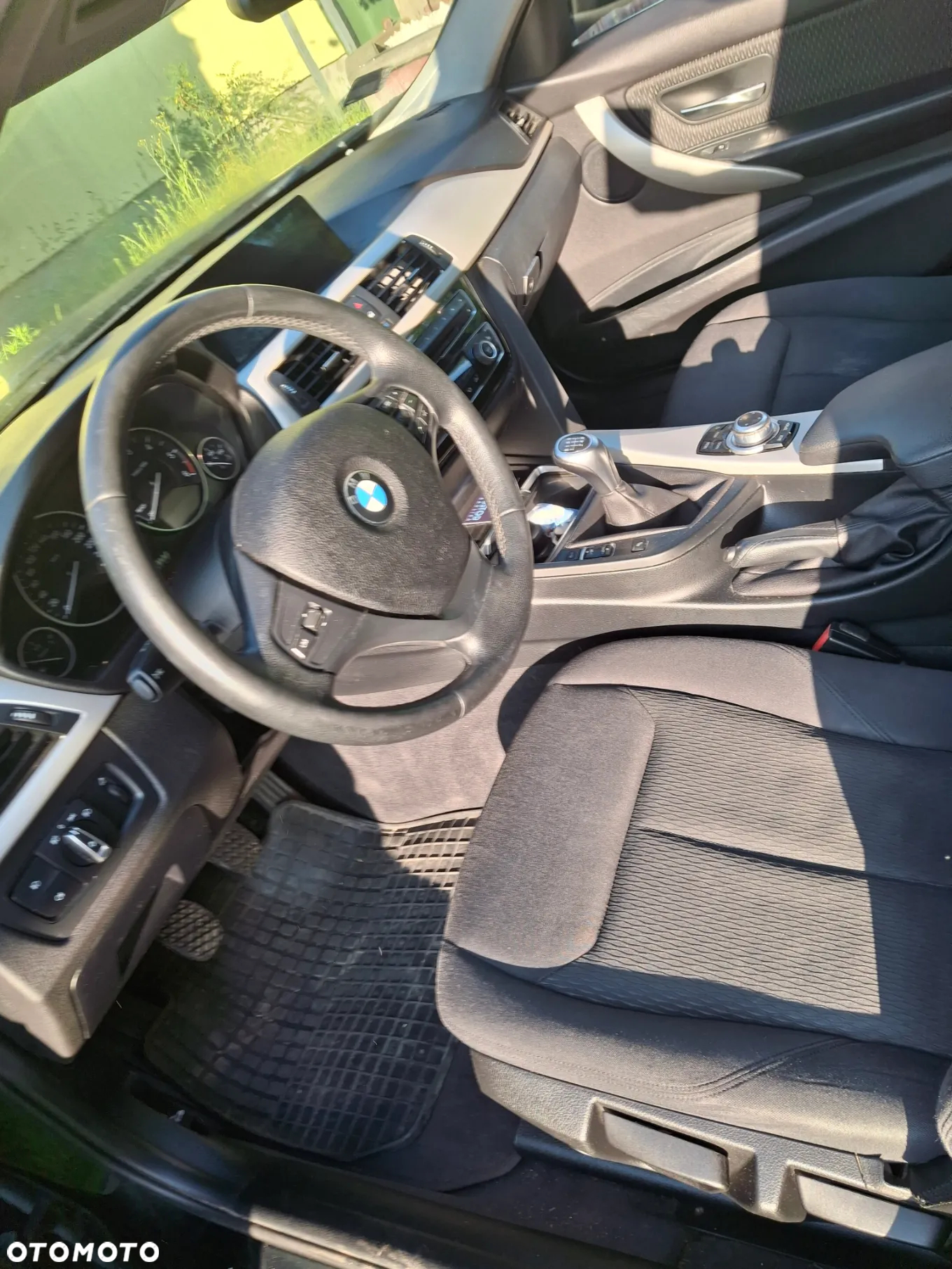 BMW Seria 3 318d - 8