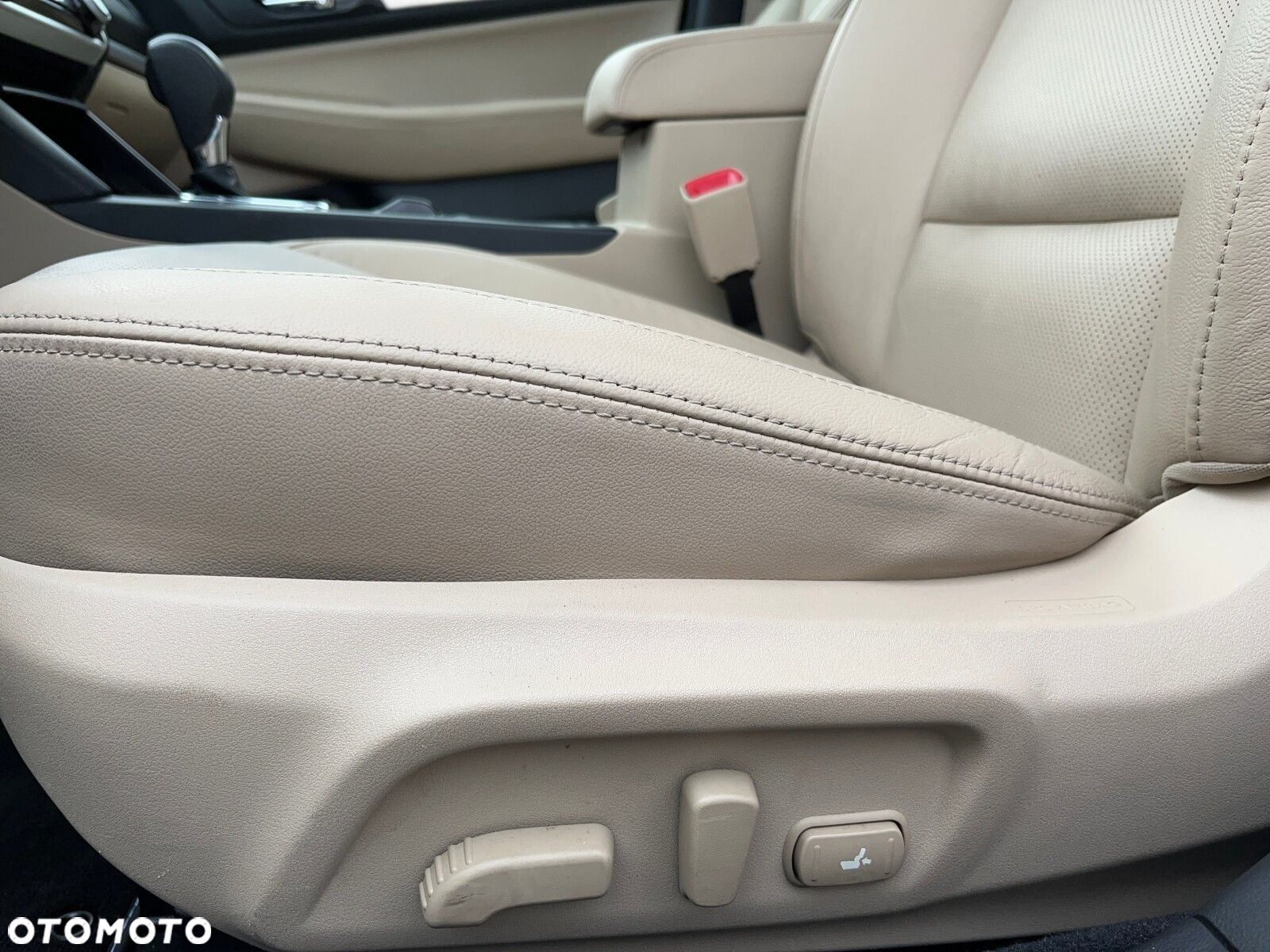 Subaru Outback - 11