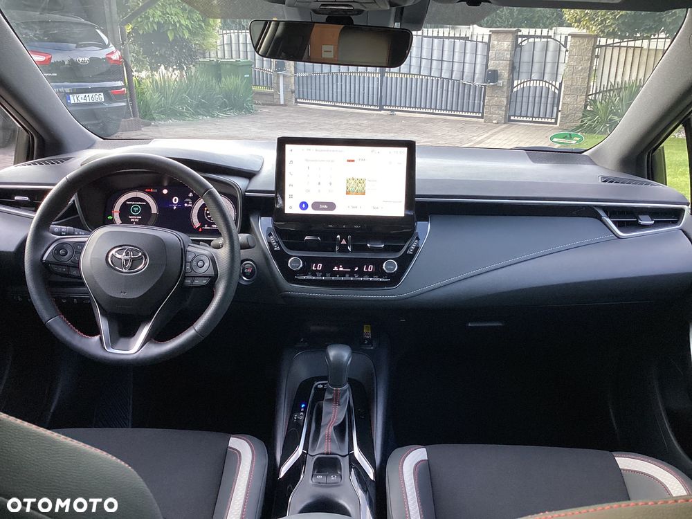 Toyota Corolla 2.0 Hybrid GR Sport - 27
