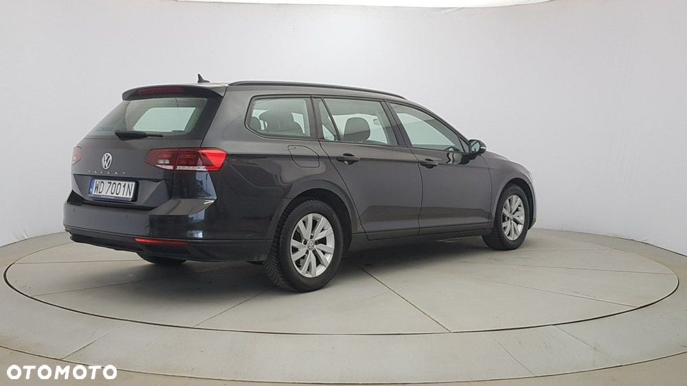 Volkswagen Passat - 7