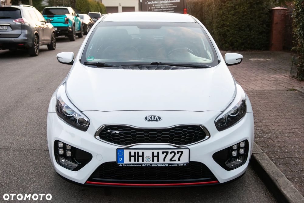 Kia Ceed 1.6 T-GDI GT - 2