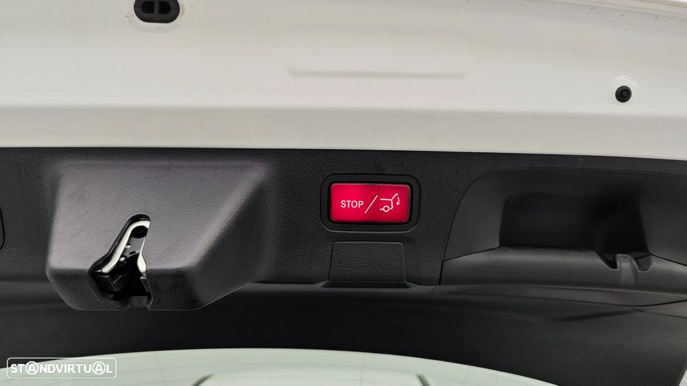 Mercedes-Benz CLA 250 e Shooting Brake Style Plus - 28