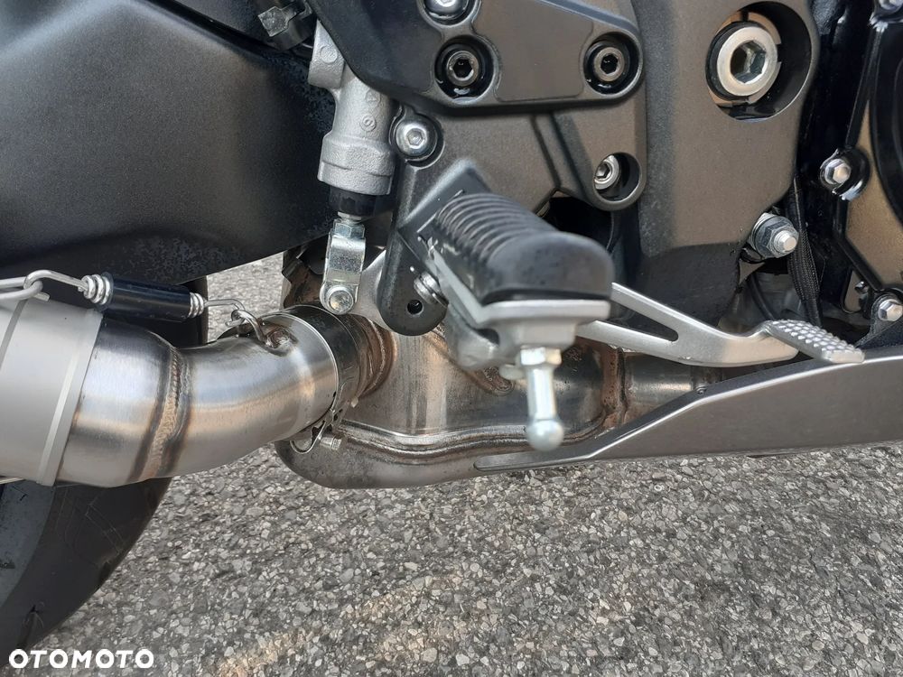 Kawasaki Ninja 1000 SX - 22