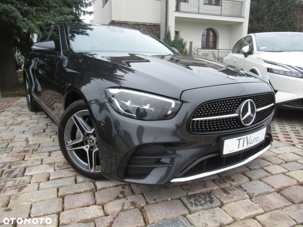 Mercedes-Benz Klasa E 220 d 4-Matic AMG - 1