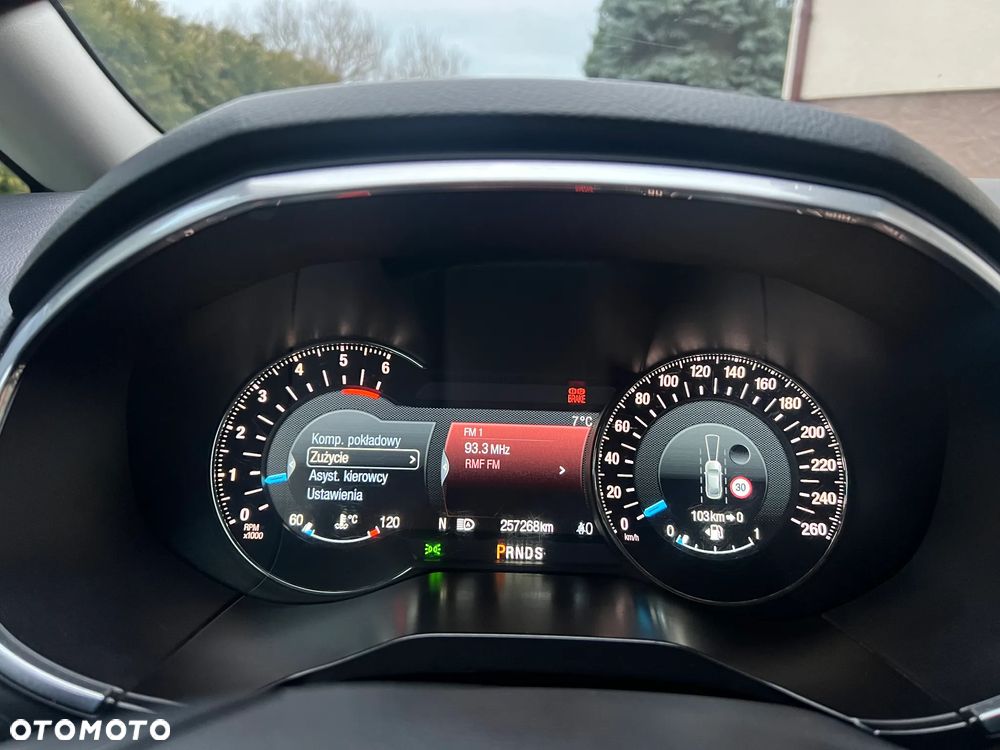 Ford S-Max ver-2-0-tdci-4wd-titanium-powershift - 30