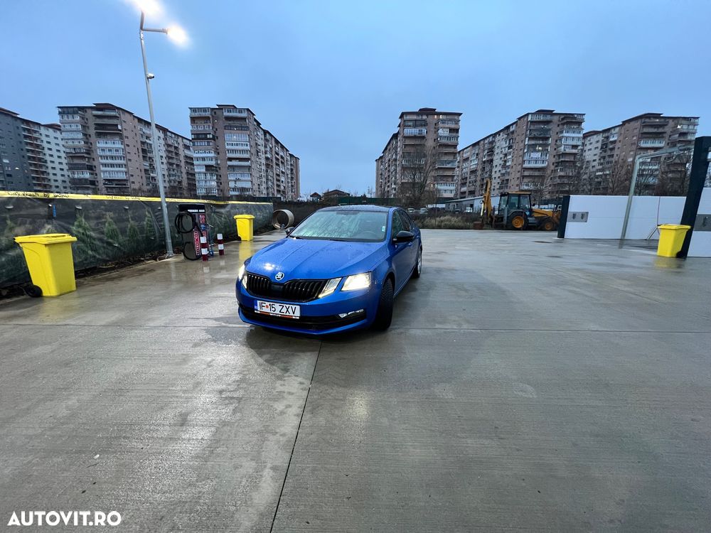 Skoda Octavia 2.0 TDI DSG 4X4 RS - 1