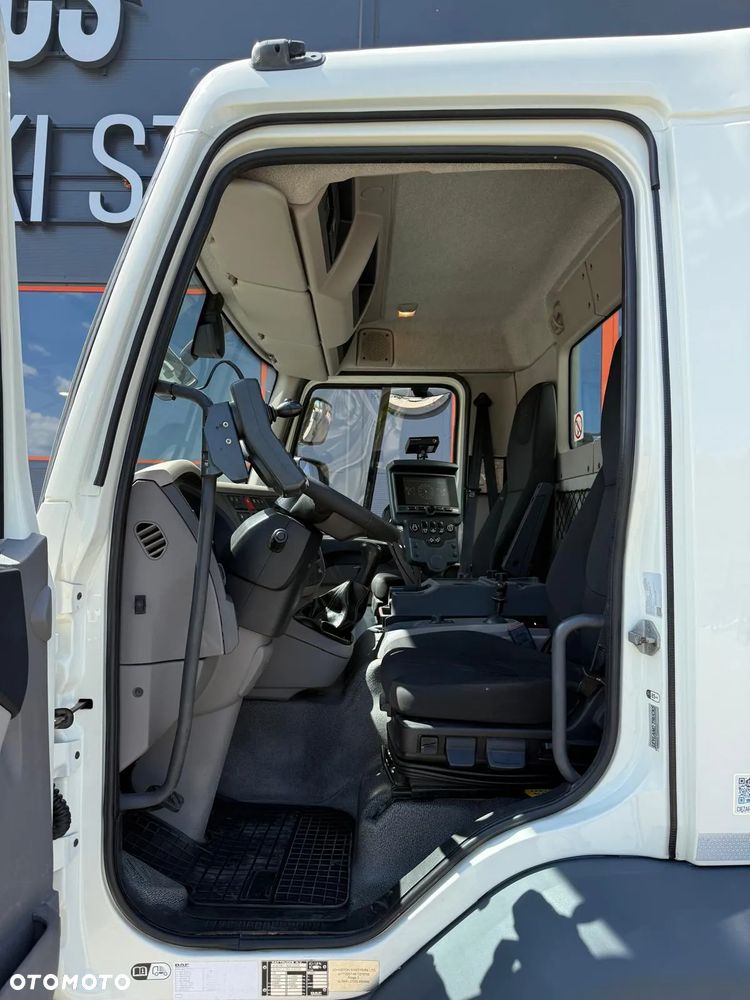 DAF DAF LF 15.230 Euro 6 // zamiatarka uliczna // budowlana dwustronna JOHNSTON VT652 - 24