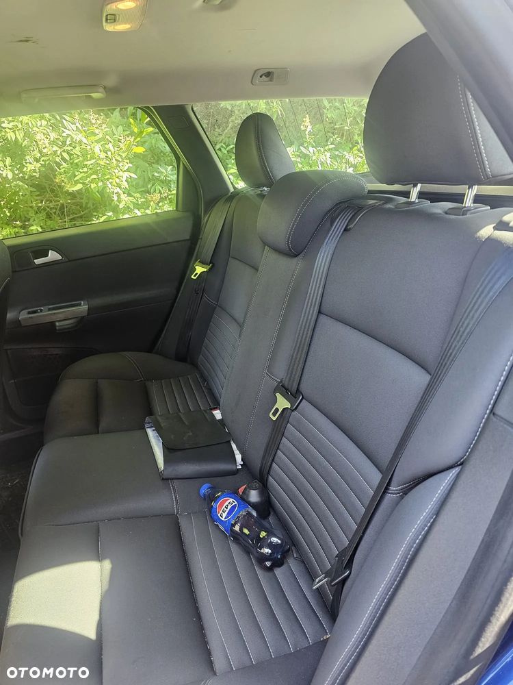 Volvo V50 1.8 - 8