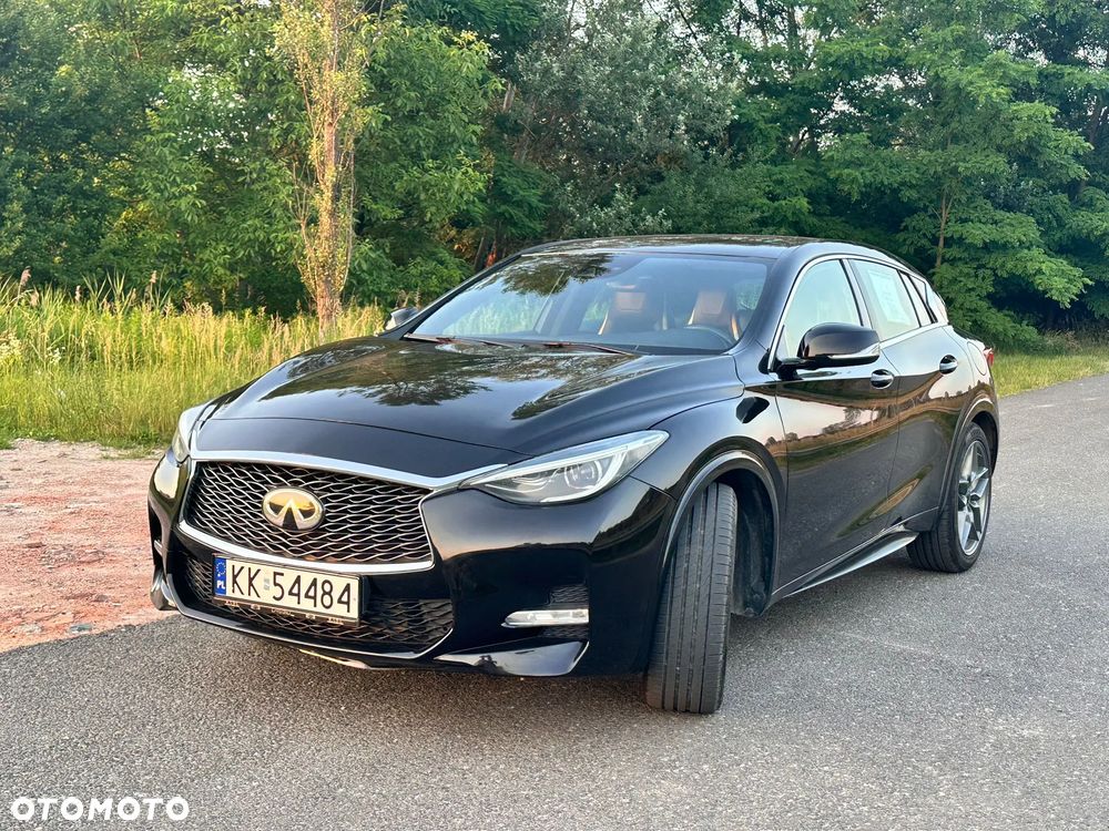 Infiniti Q30 1.6t Business 7DCT - 5