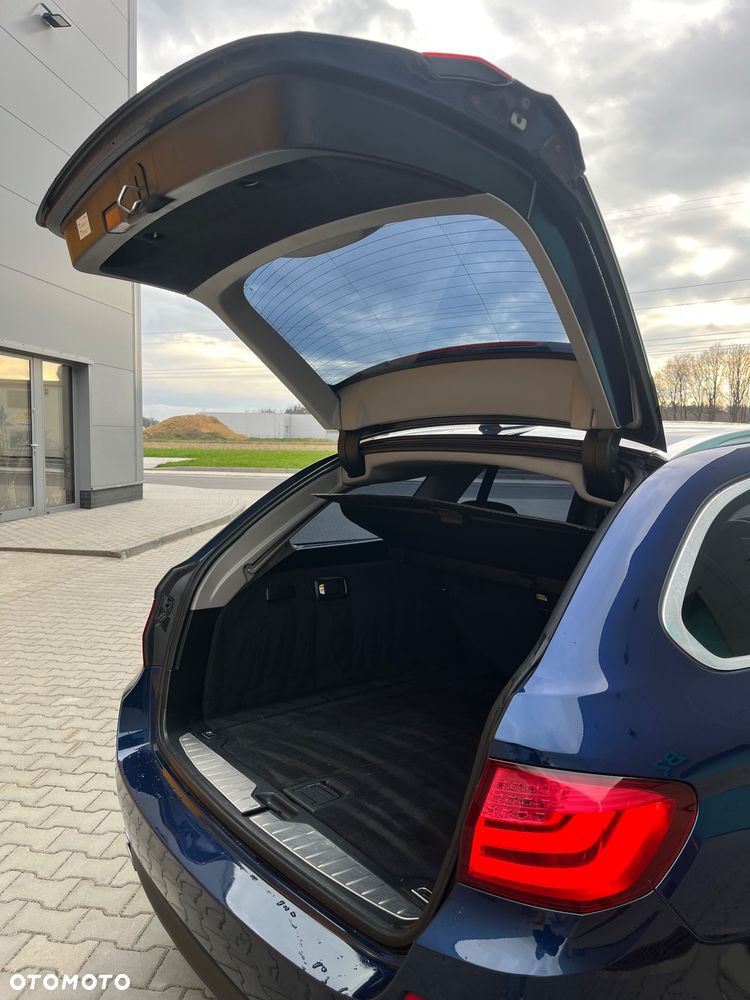 BMW Seria 5 520d Sport-Aut - 14