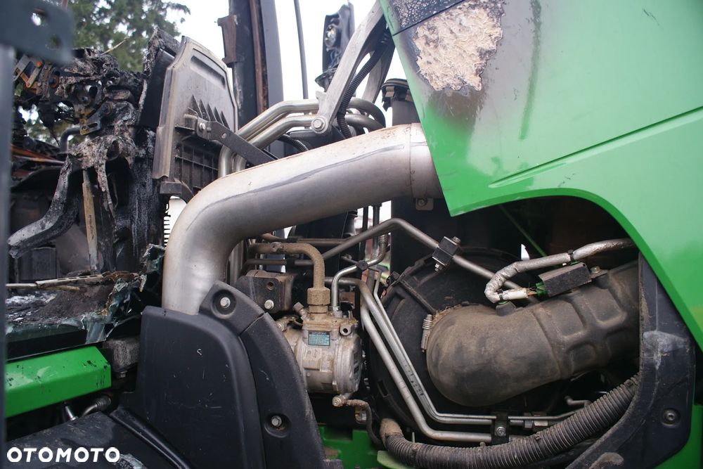 John Deere 8320R - 18