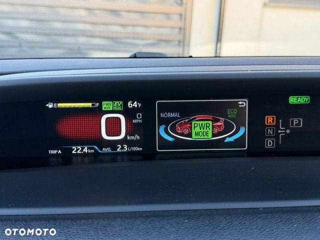 Toyota Prius Hybrid Comfort - 14