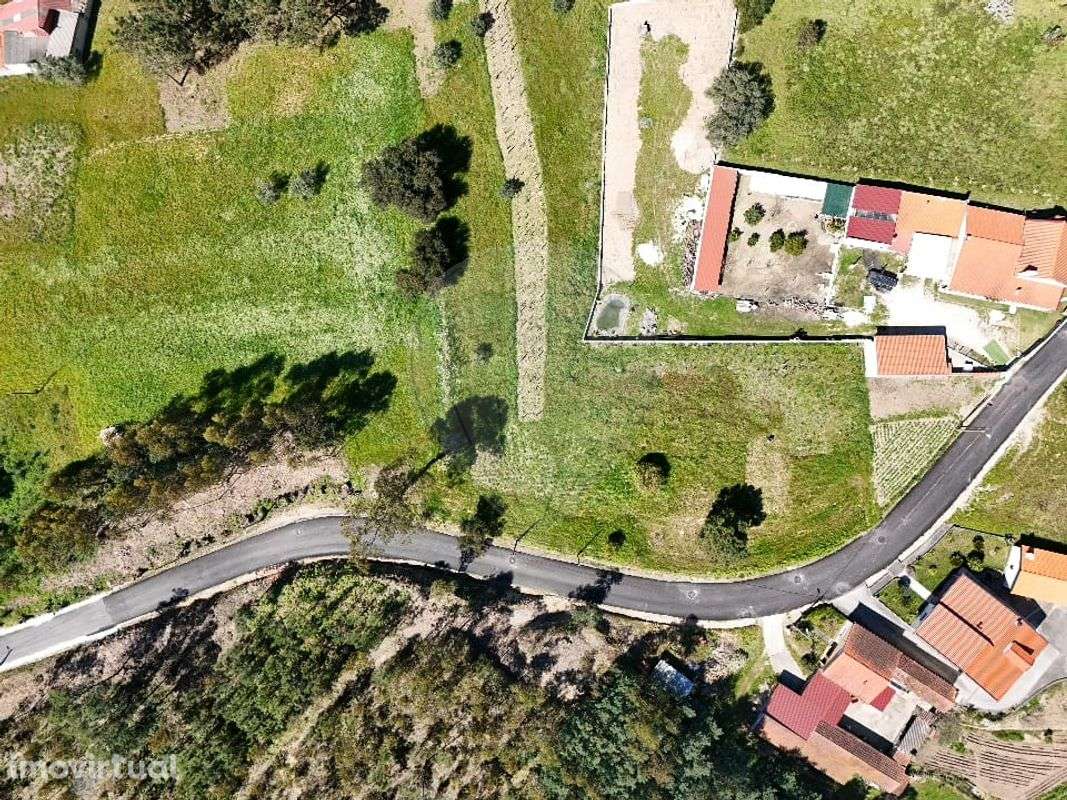 Terreno  para venda - Grande imagem: 2/3