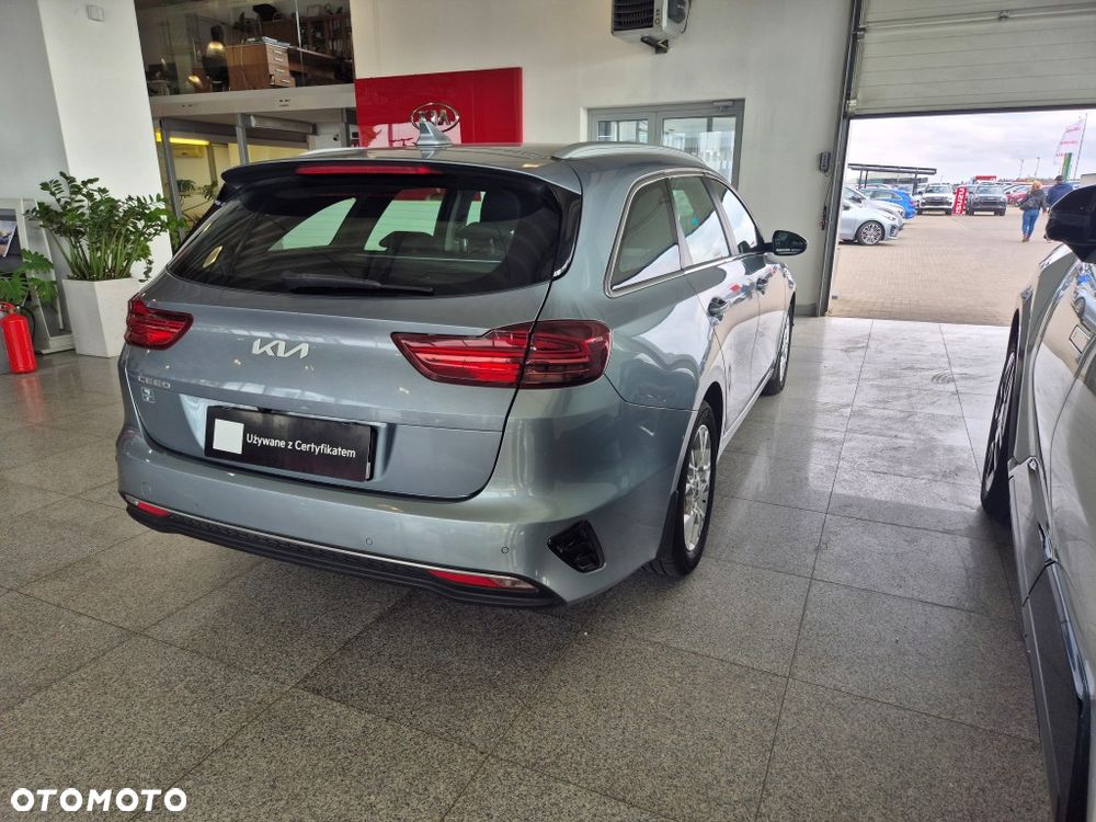 Kia Ceed 1.5 T-GDI M - 13