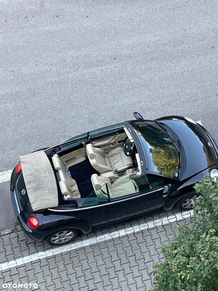 Volkswagen New Beetle - 4