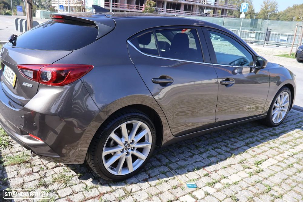 Mazda 3 Hatchback 1.5 Sky-D Excellence Navi - 8
