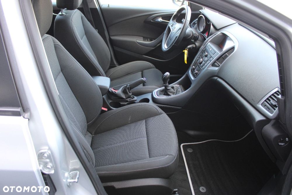 Opel Astra - 24