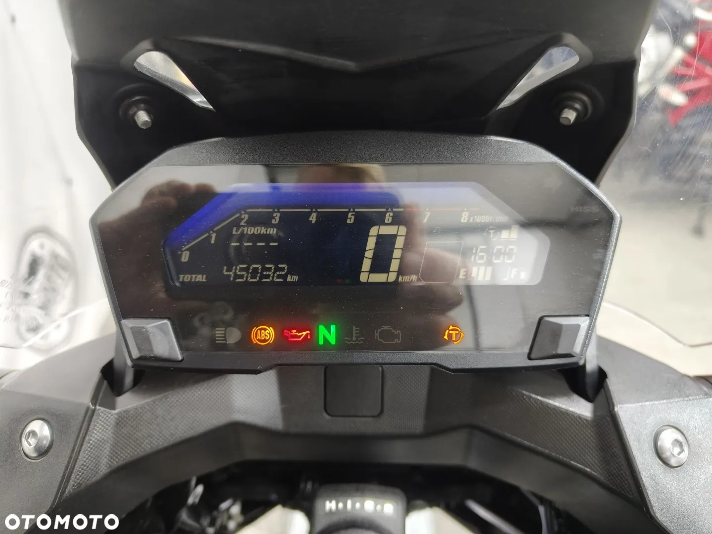 Honda NC - 16