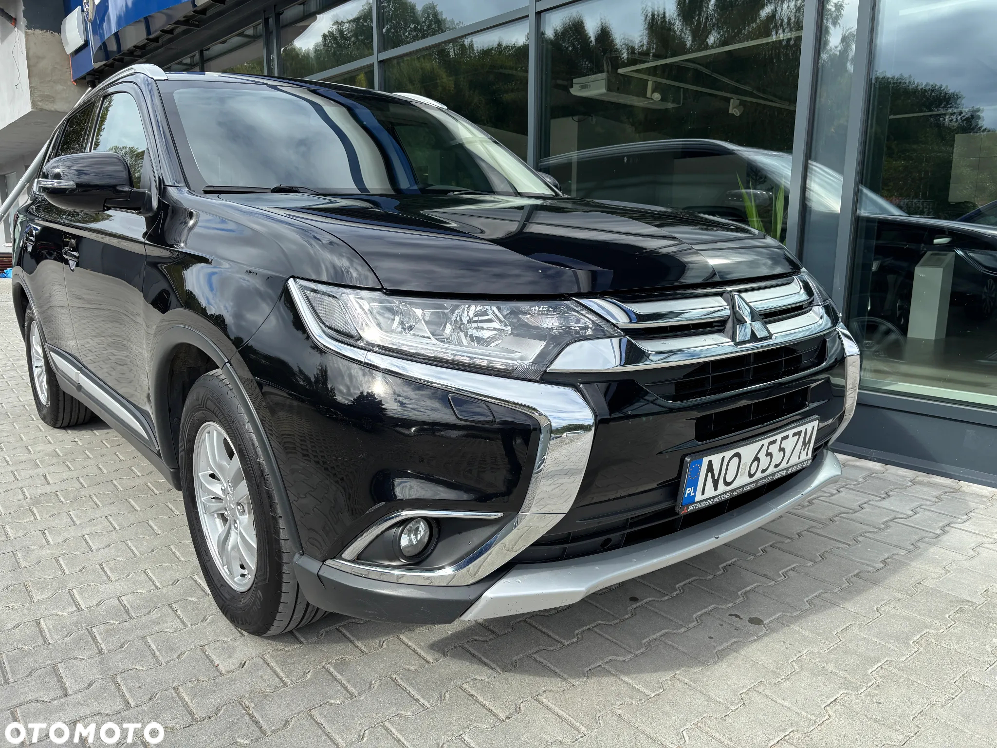 Mitsubishi Outlander 2.2 DID Intense + 4WD - 17