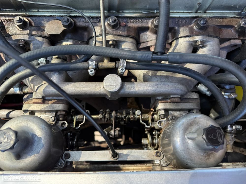 Triumph TR6 - 15