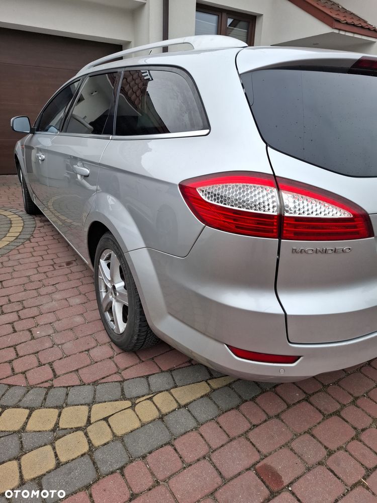Ford Mondeo 2.5 Titanium X - 8