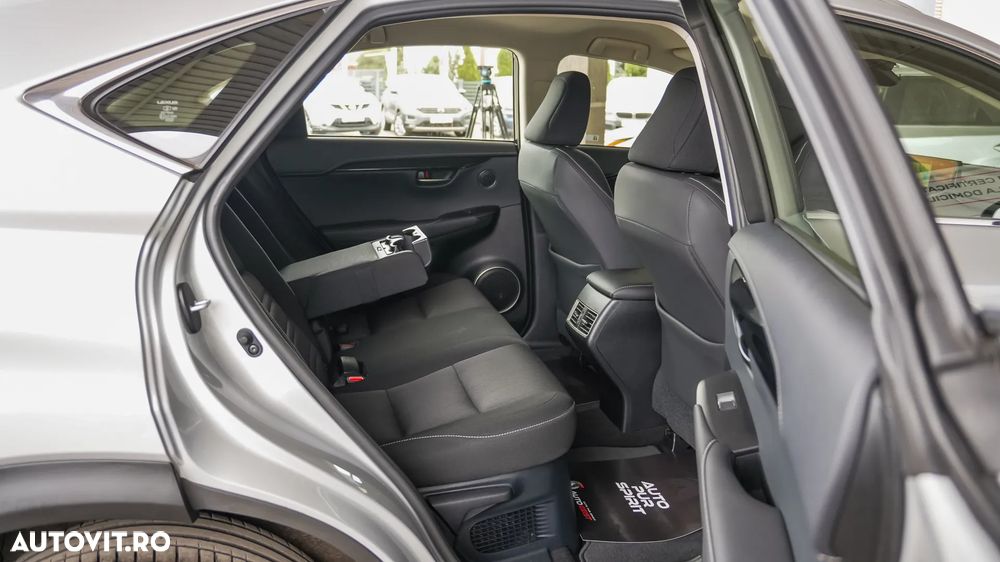Lexus Seria NX 300 AWD Business - 34