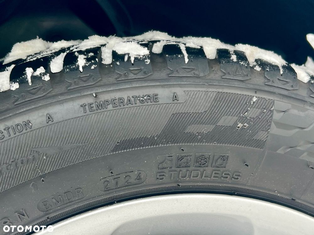 Ford Fiesta 1.0 EcoBoost S&S TITANIUM X - 16