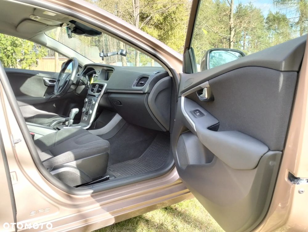 Volvo V40 - 3