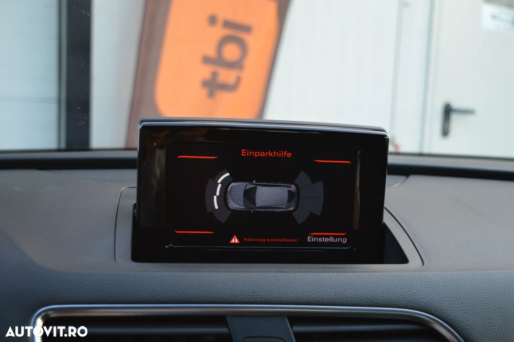 Audi Q3 2.0 TDI Sport - 17