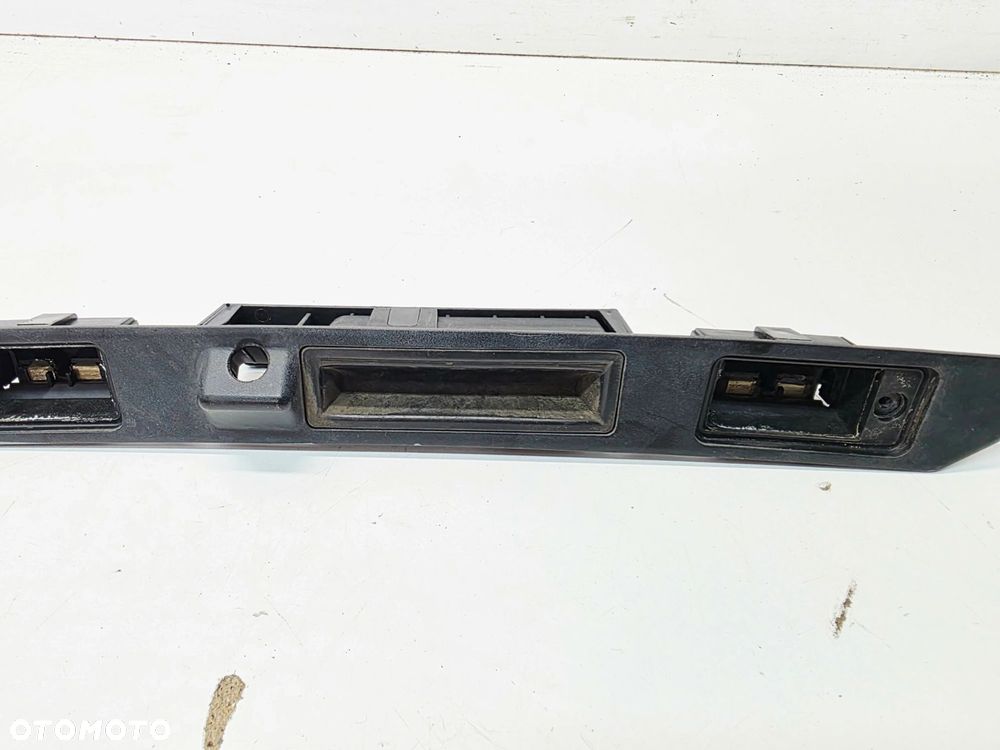 BLENDA PODŚWIETLENIE TABLICY AUDI A6 C6 Q7 4L 4L0827574 - 4