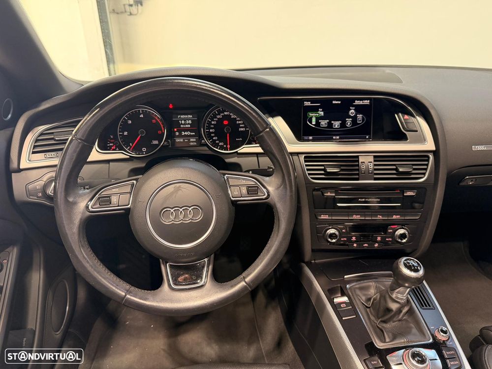Audi A5 Cabrio 2.0 TDi S-line - 11