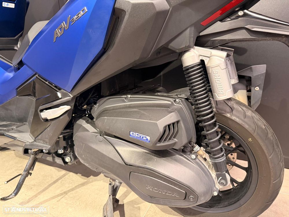 Honda ADV - 7