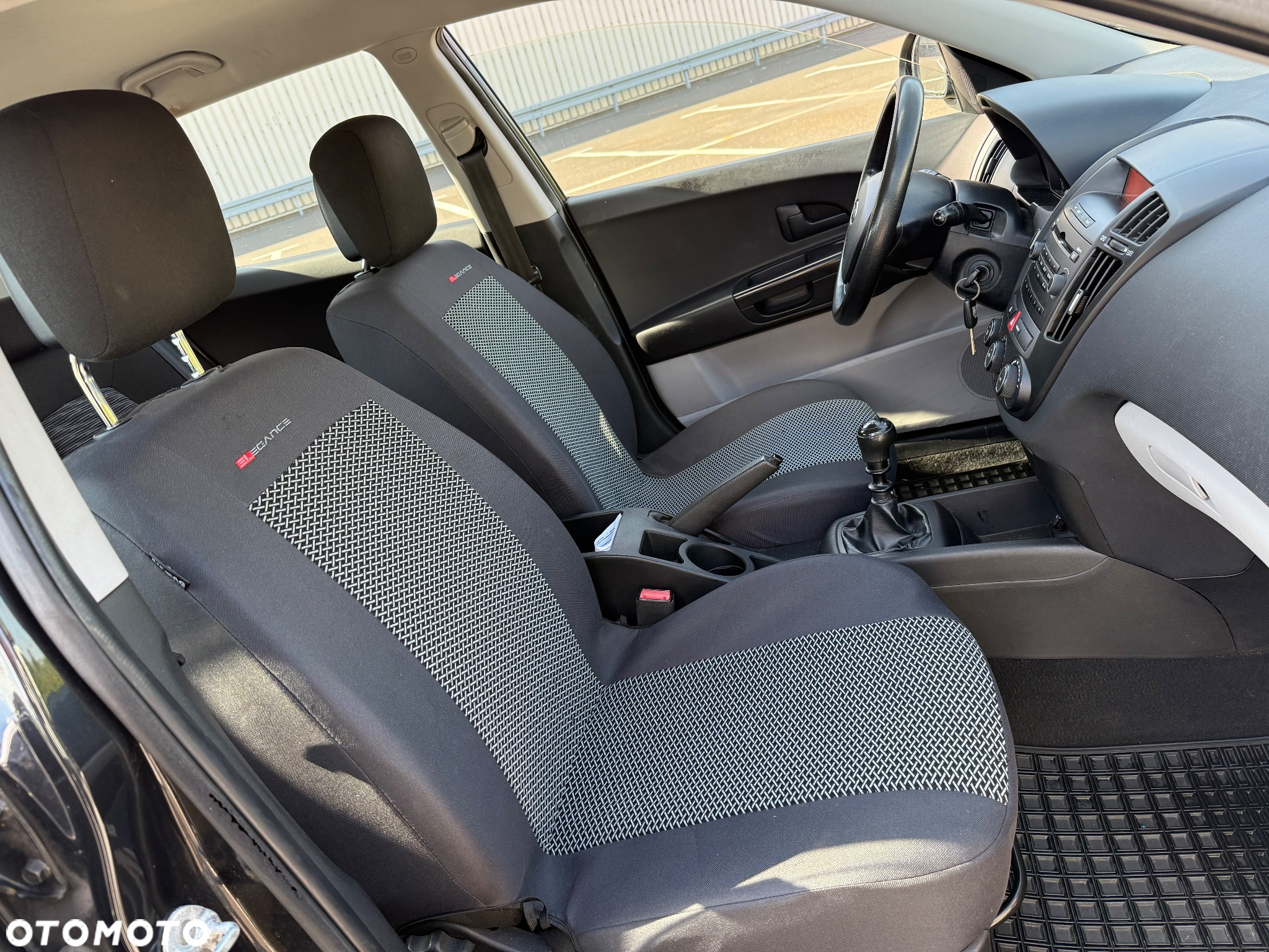 Kia Ceed 1.4 CVVT LX Basis - 33