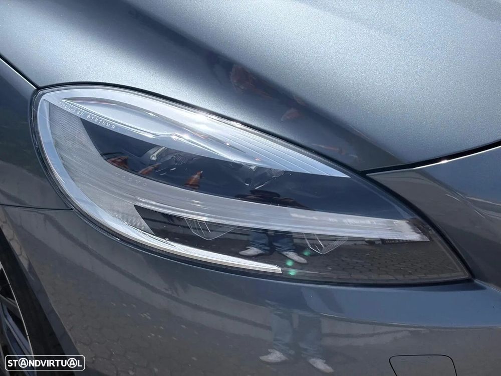 Volvo V40 1.5 T3 Sport Edition Plus Geartronic - 13