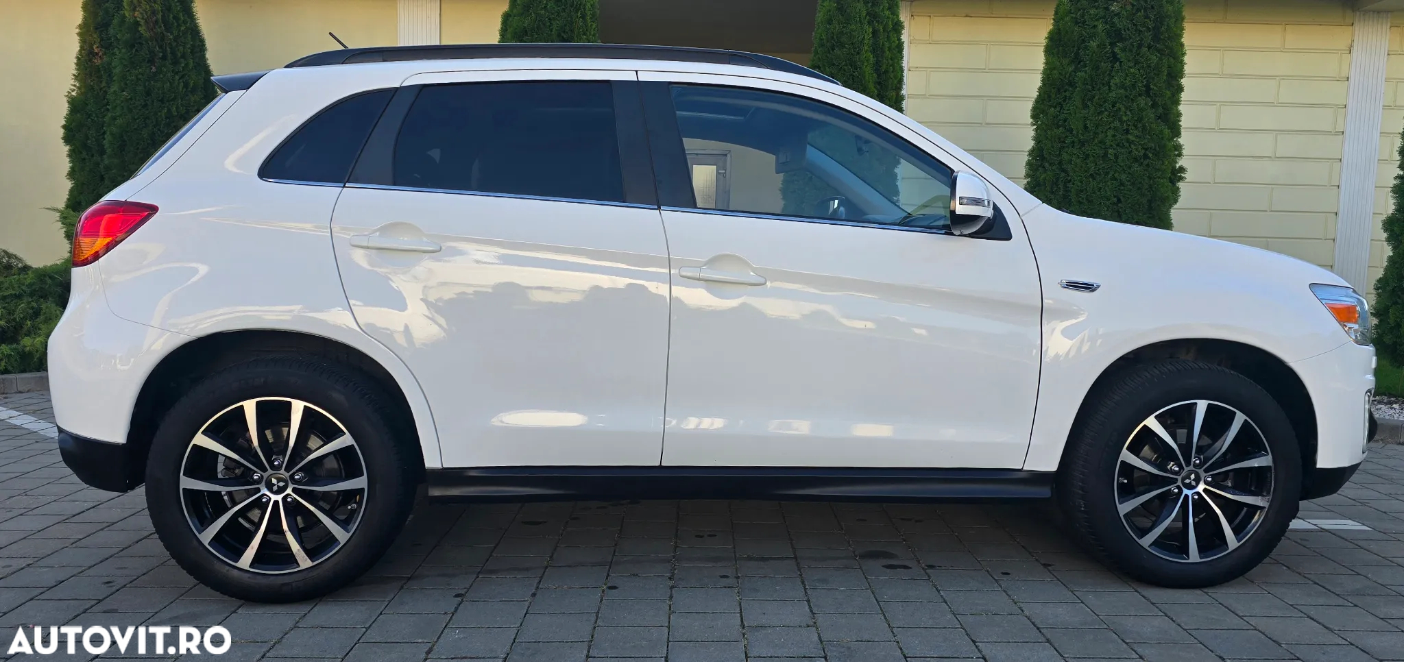 Mitsubishi ASX - 3