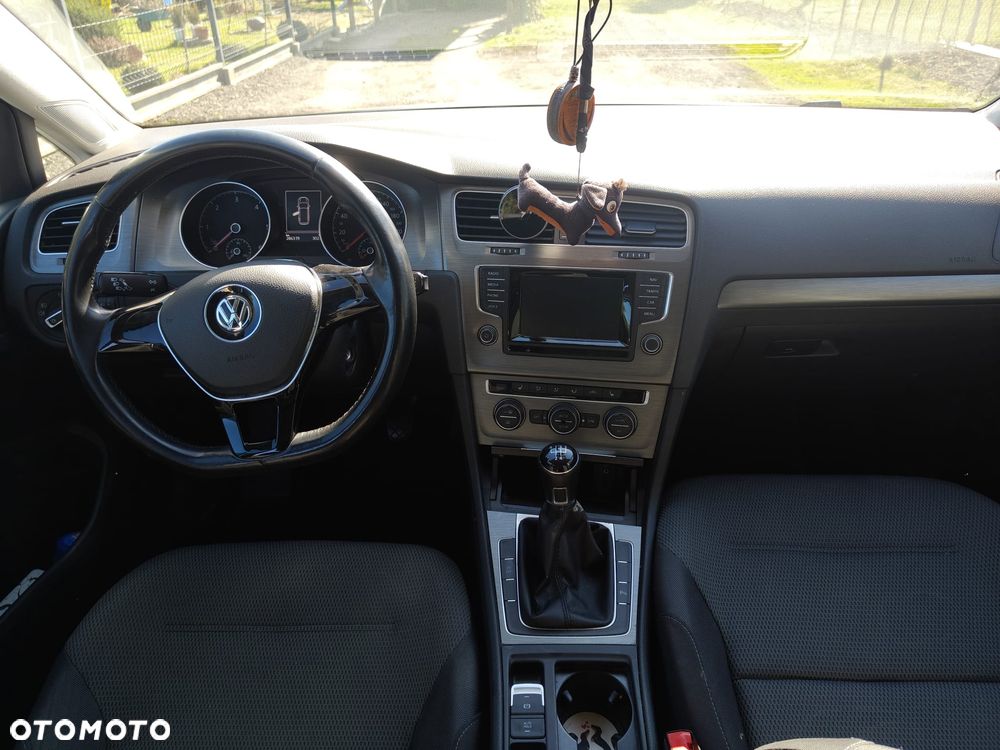 Volkswagen Golf 1.6 TDI DPF Comfortline - 10