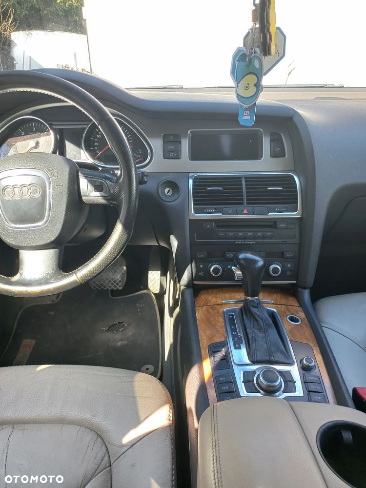 Audi Q7 3.0 TDI Quattro Tiptronic - 10