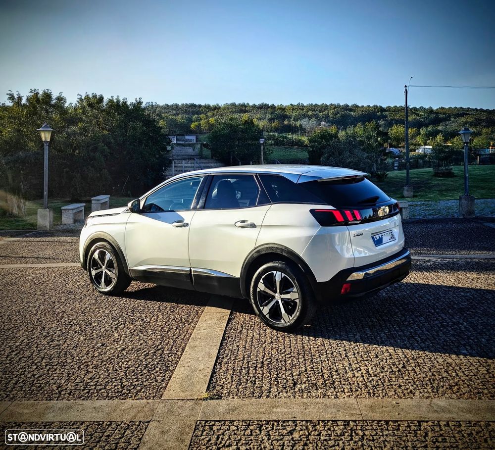 Peugeot 3008 1.2 PureTech GT Line - 4